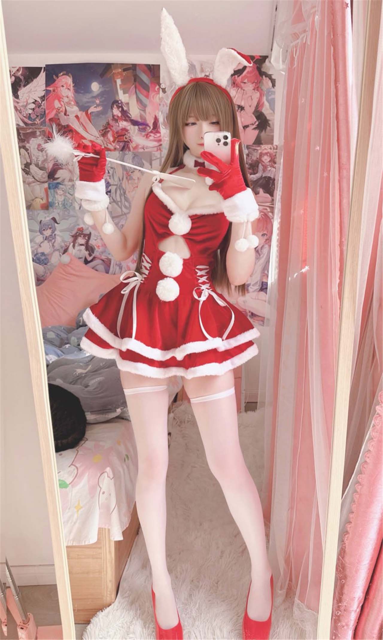 【新】习呆呆-25.12.23 バニーサンタ 圣诞兔cos【20P+2V】【38.8MB百度云】