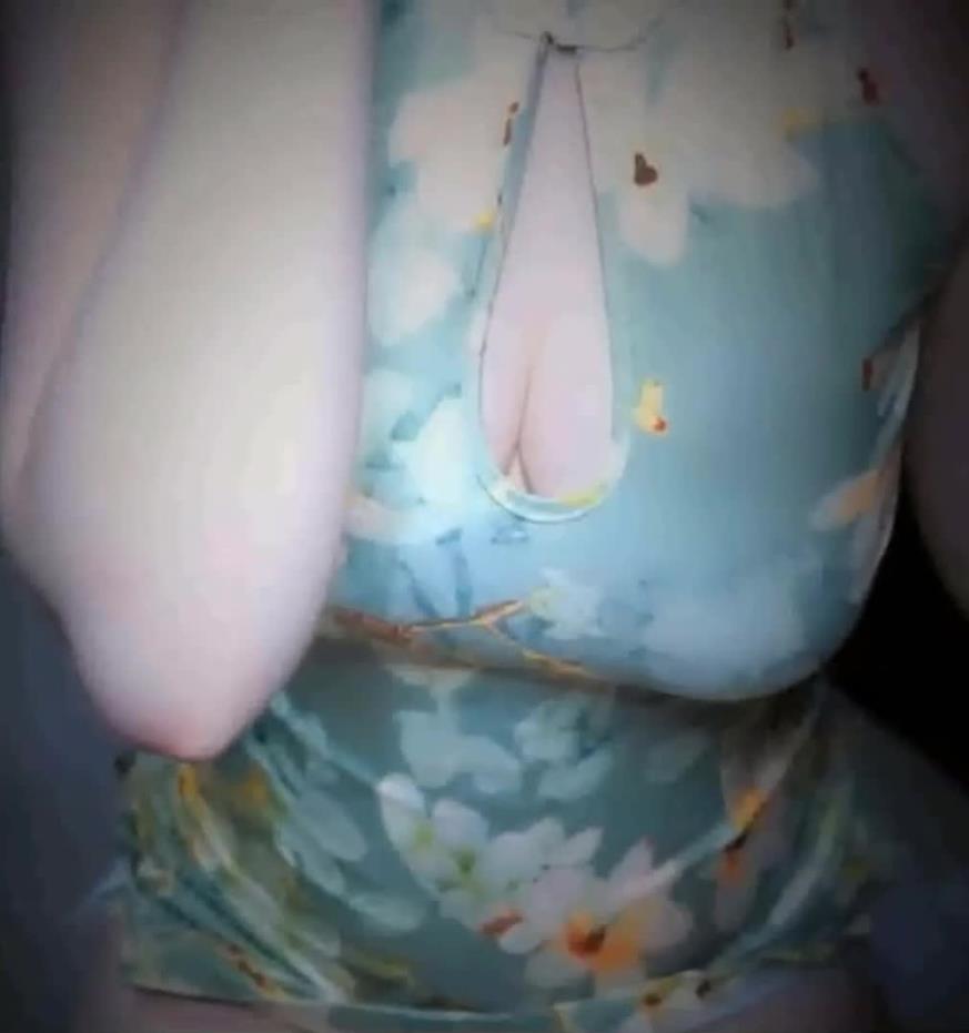 虎牙肉淼淼小姨来看作业