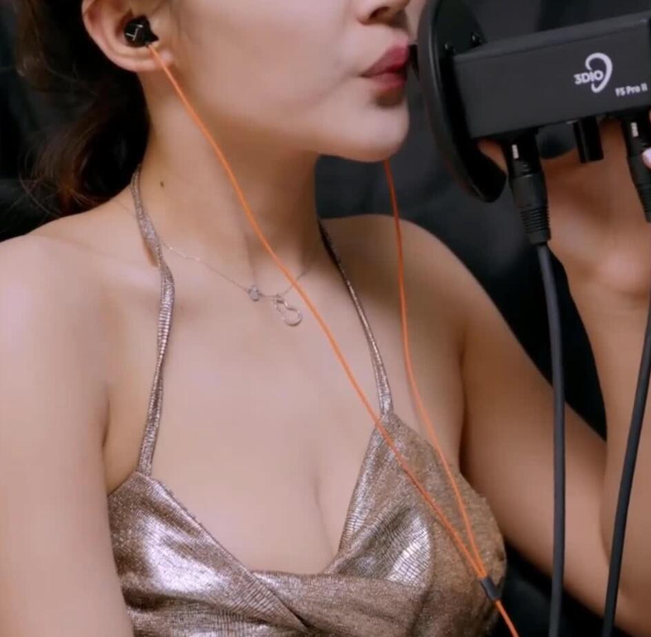 妮妮会员as-mr舔耳福利